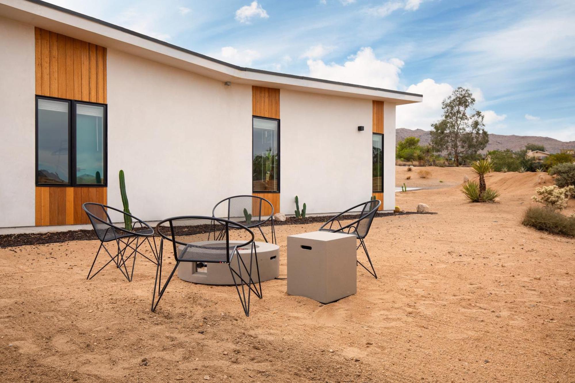 Chicory By Avantstay Modern Desert Retreat W Hot Tub Joshua Tree Exteriér fotografie